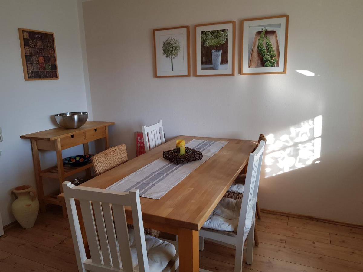 Stilvolles Apartment "Romantic" Neukirchen vorm Wald Exteriör bild